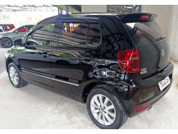 VOLKSWAGEN - FOX - 2011/2012 - Preta - R$ 37.900,00