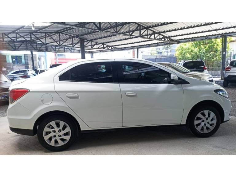 CHEVROLET - PRISMA - 2014/2014 - Branca - R$ 44.900,00
