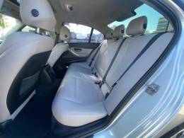 BMW - 328I - 2013/2014 - Prata - R$ 115.900,00