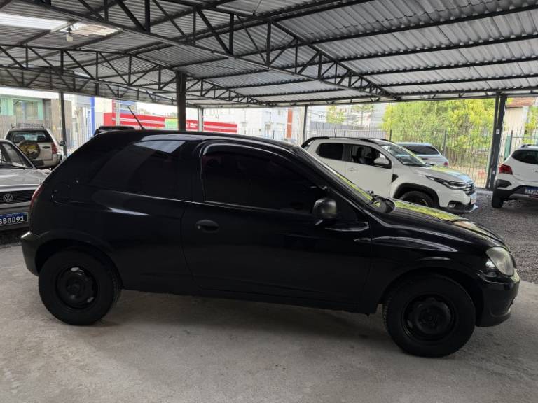CHEVROLET - CELTA - 2009/2010 - Preta - R$ 19.900,00