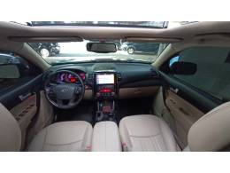 KIA MOTORS - SORENTO - 2010/2011 - Preta - R$ 59.900,00