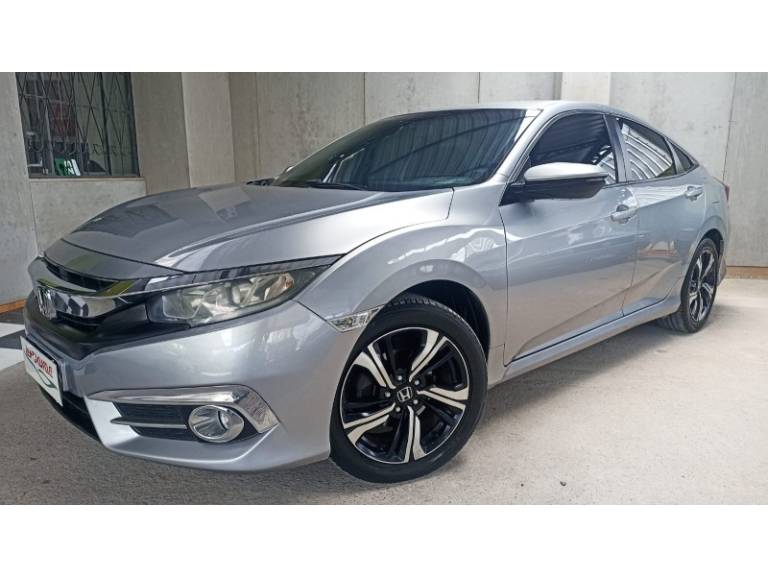 HONDA - CIVIC - 2017/2017 - Prata - R$ 105.900,00